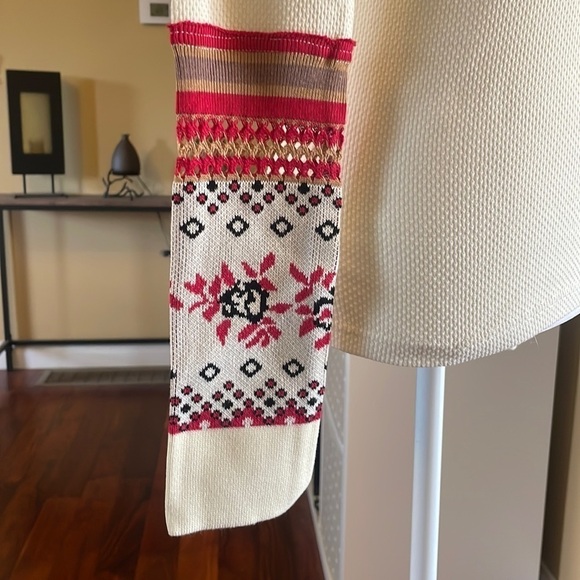 NWT - Free People Mikah Layering Cuff Ivory Long sleeve V-Neck, Size S - Picture 5 of 8